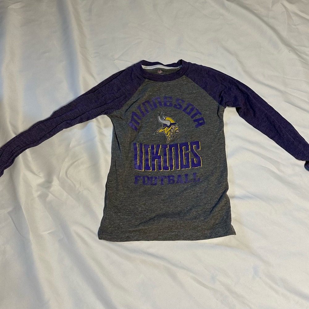 Kids NFL Minnesota Vikings long sleeve shirt plus bonus short sleeve tee